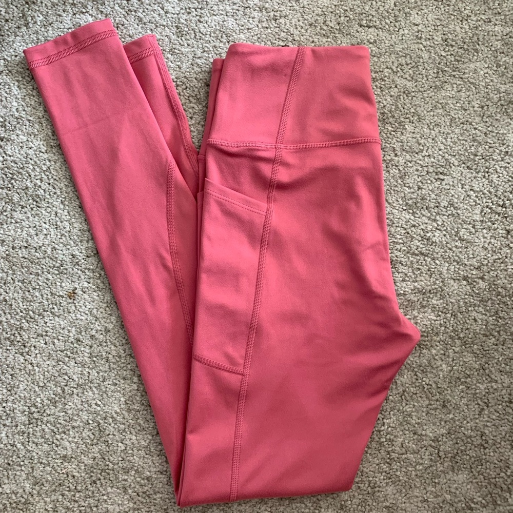Victoria’s Secret Flow On Point High Rise Pocket Legging 4